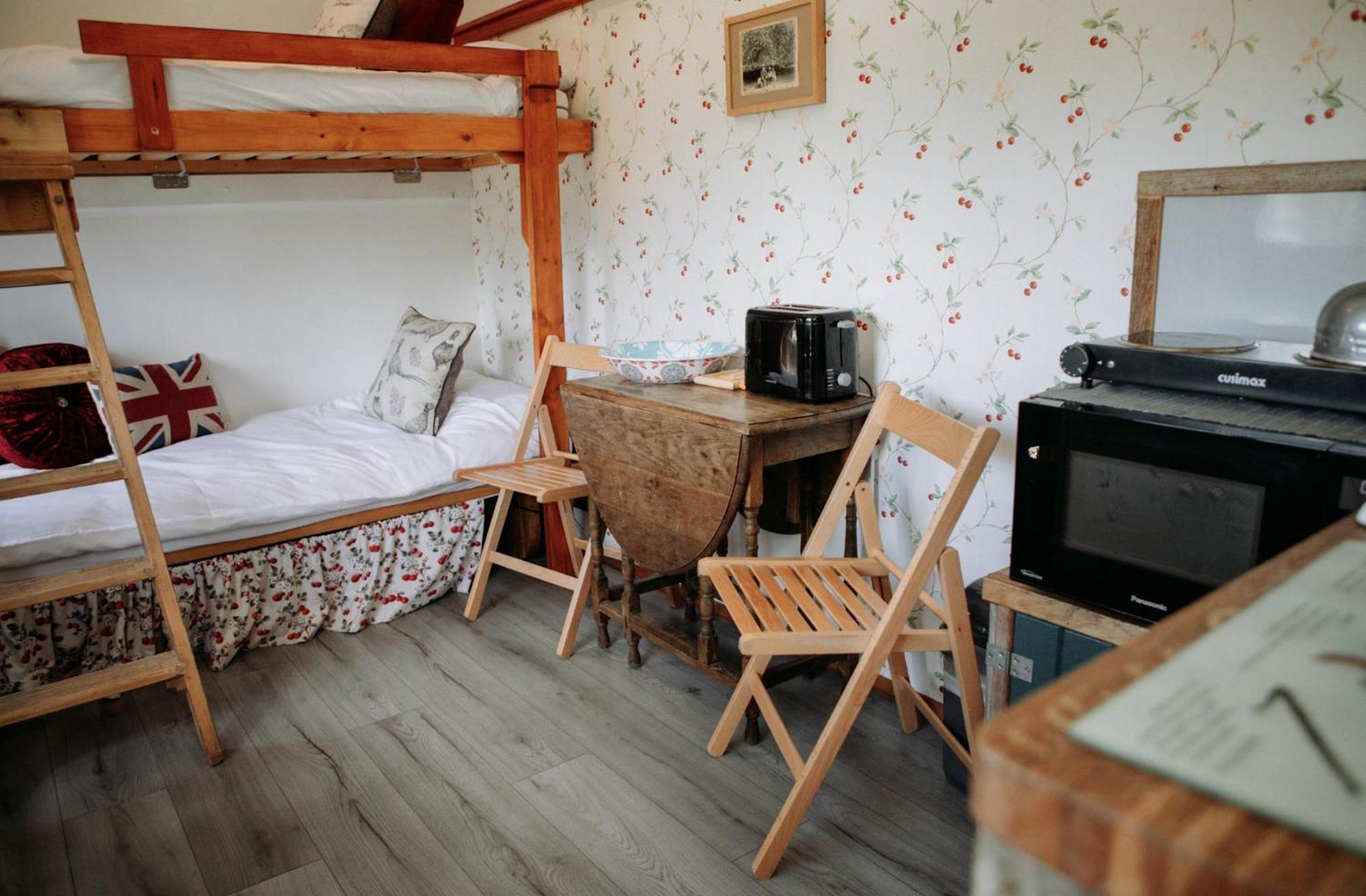 Truly Kentish Holiday Lets Teynham 部屋 写真
